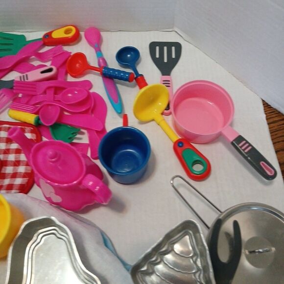 100+ Lot of Kids Pretend Play Toy Food, Dishes, Utensils, Pots, Pans for Kitchen - Picture 14 of 16